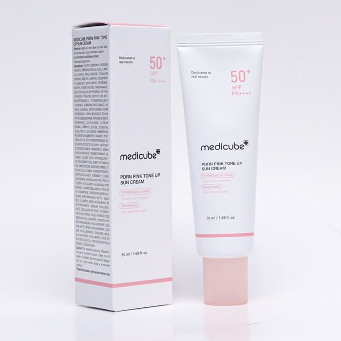 PDRN Pink Tone Up Sun Cream SPF50+ de MEDICUBE
