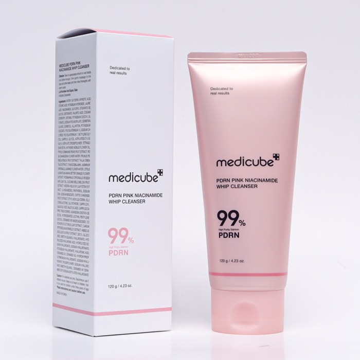 PDRN Pink Niacinamide Cleansing Foam de MEDICUBE