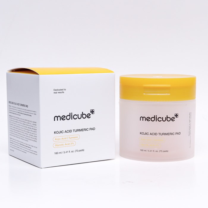 Kojic Acid + Turmeric Cleansing Pads de MEDICUBE