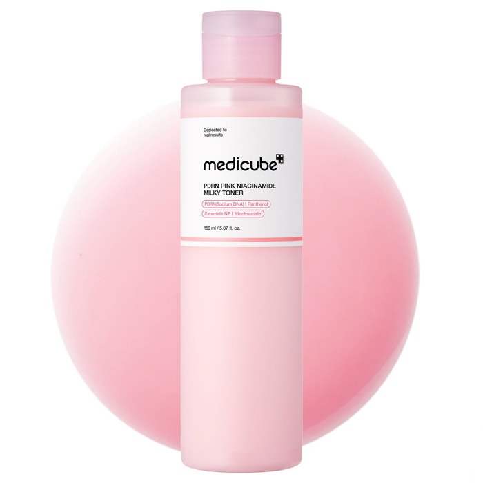 PDRN Pink Niacinamide Milky Toner de MEDICUBE